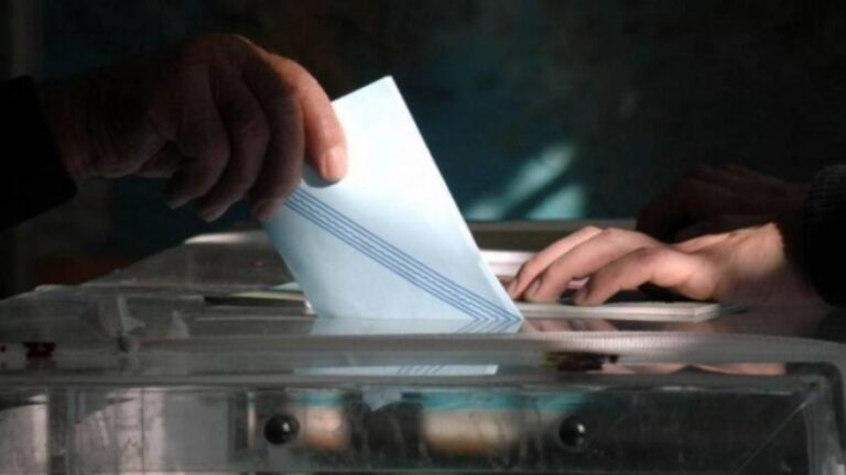 Ποιοι είναι οι μισθοί δημάρχων και αντιδημάρχων σε όλη την Ελλάδα