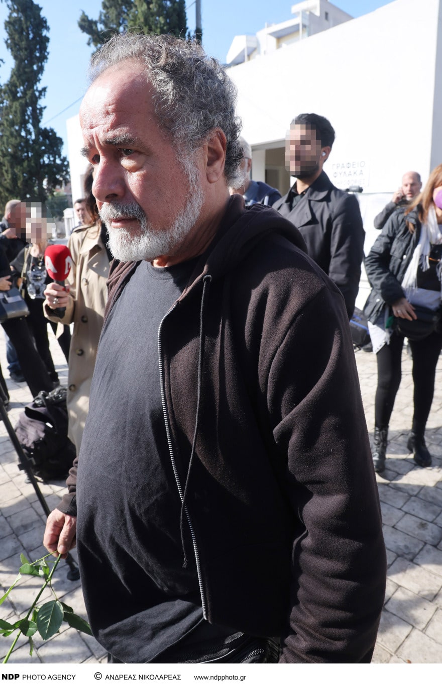Κηδεία Κάτιας Νικολαΐδου: «Ράγıσε καρδιές» ο σπαραγμός της μητέρας της στο τελευταίο χειροκρότημα- Ο αδελφός της κράτησε το φέρετρο 14 20231113115025_6Z3A0064