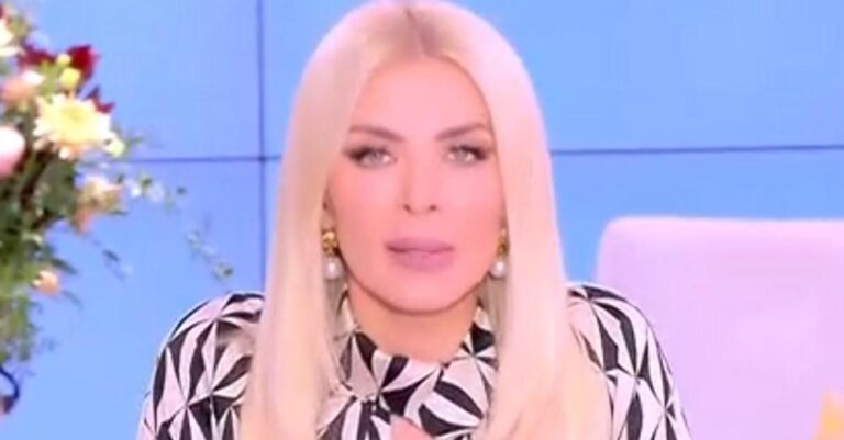 Συγκίνηση: Η Κατερίνα Καινούργιου ζήτησε δημόσια συγγνώμη από την Φαίη Σκορδά