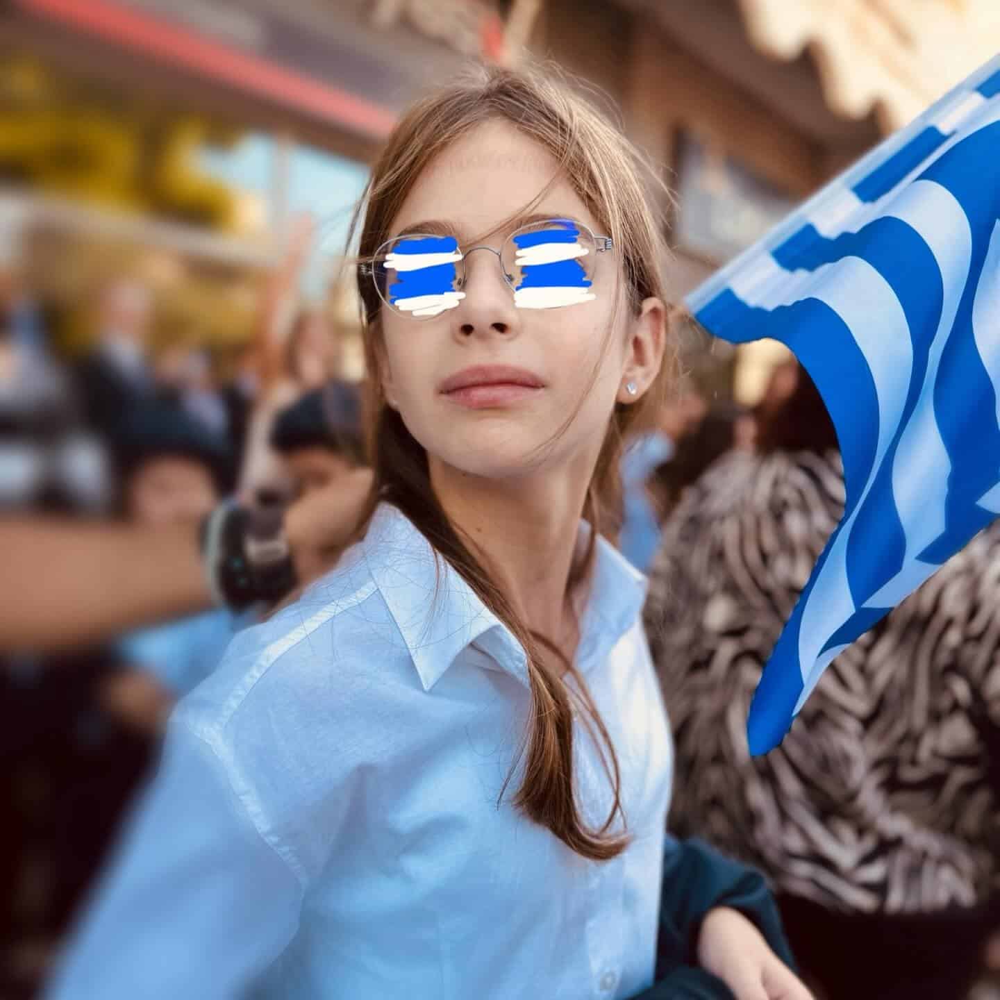 Στιγμές ευτυχίας για Βάσω Λασκαράκη – Γιάννη Τσμιτσέλη: Χαρές ξανά, 11 χρόνια μετά, «βροχή» οι ευχές 3 601 1440x1440 1