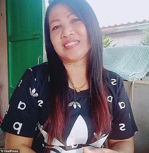 78273435 12794841 the bride s mother kingthong klajorho pictured 62 was among thos a 85 1701088000791