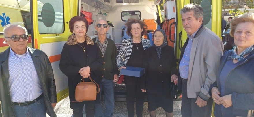 Μεσολόγγι: Συνταξιούχος αγρότισσα δώρισε ασθενοφόρο στο Νοσοκομείο – Οι δύο όροι που έθεσε 1 agrotissa_mesologgi_1