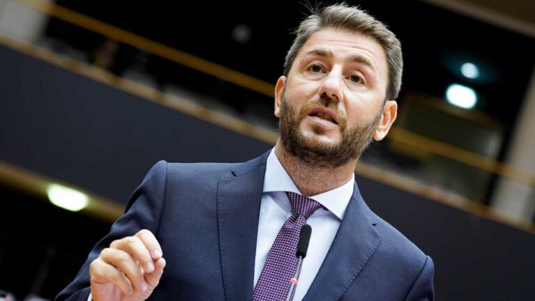 Ανδρουλάκης: «Στόχος δεν είναι να ξεπεράσουμε το ΣΥΡΙΖΑ αλλά να κερδίσουμε τη ΝΔ»