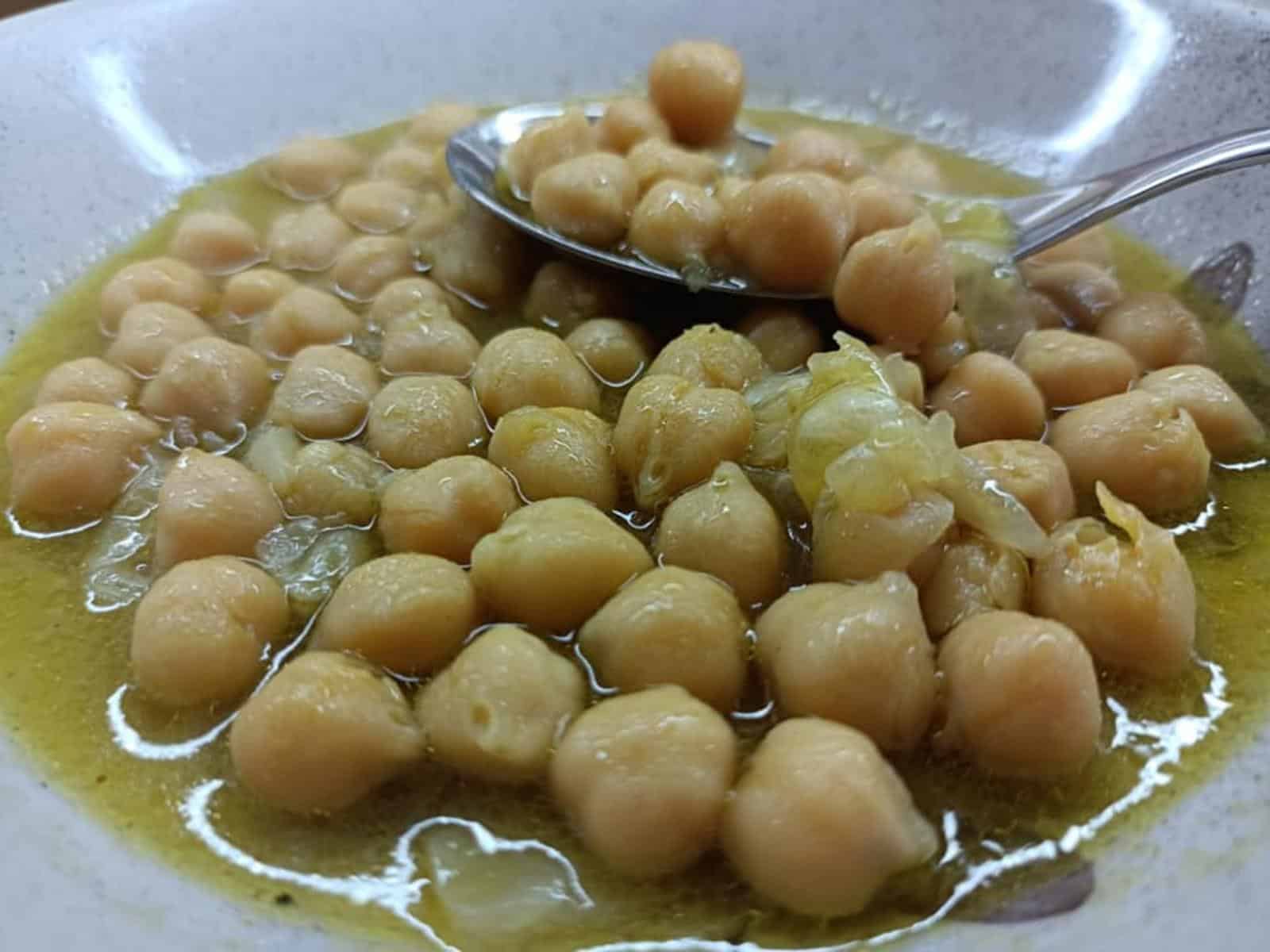 revithia lemonata me lachano 1666793707