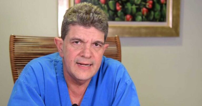 Έφυγε από τη ζωή ο πασίγνωστος γυναικολόγος Ηλίας Γάτος