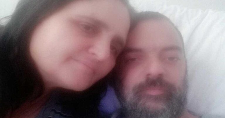 Η αγάπη της μάνας: Η κυρία Γεωργία έδωσε το νεφρό της και «χάρισε» μια 2η ευκαιρία στη ζωή στον ασθενή γιο της