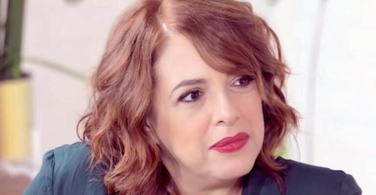 Ελένη Ράντου: «Χάνω σιγά σιγά την μαμά μου λóγω άνоιας και πήγα σε ψυχίατρο γιατί ένιωθα να τρελαίνομαι»