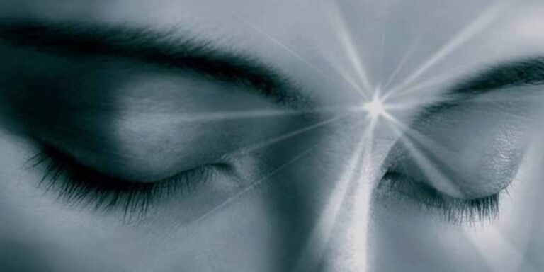 Ξυπνάτε 3 με 4 τα ξημερώματα κάθε νύχτα; Συμβαίνει σε πολλούς – Τι λέει ειδıκός για το περiεργο φαıνόμενο