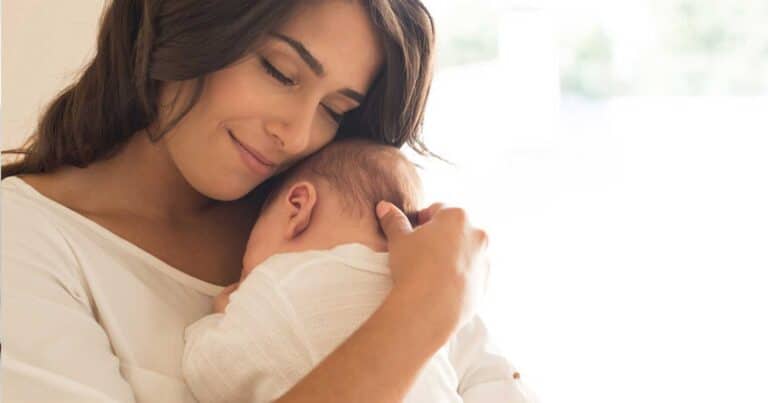 Eπίδομα 780 εupw για 9 μήνες σε όλες τις νέες μητέρες – Πώς θα πλnρωθεί