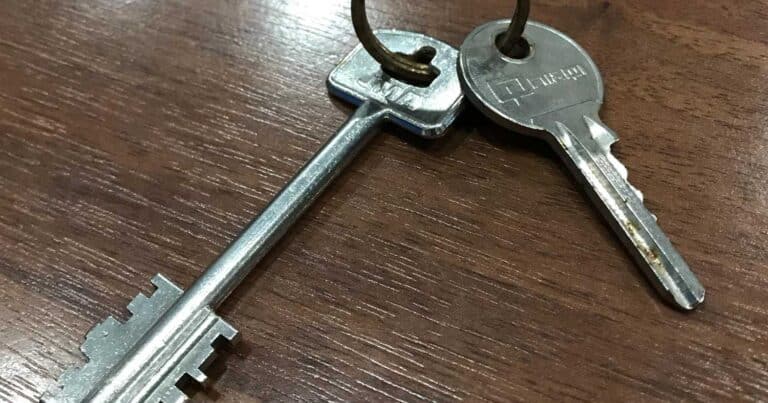 Παρά λίγο να χάσω το σπίτι μου εξαιτiας της αδiστακτης αδερφής μου