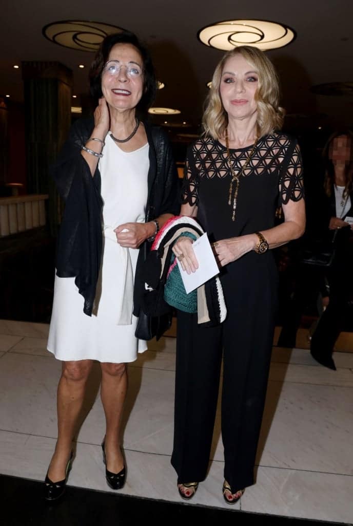 total lack vintage prada 688x1024 1