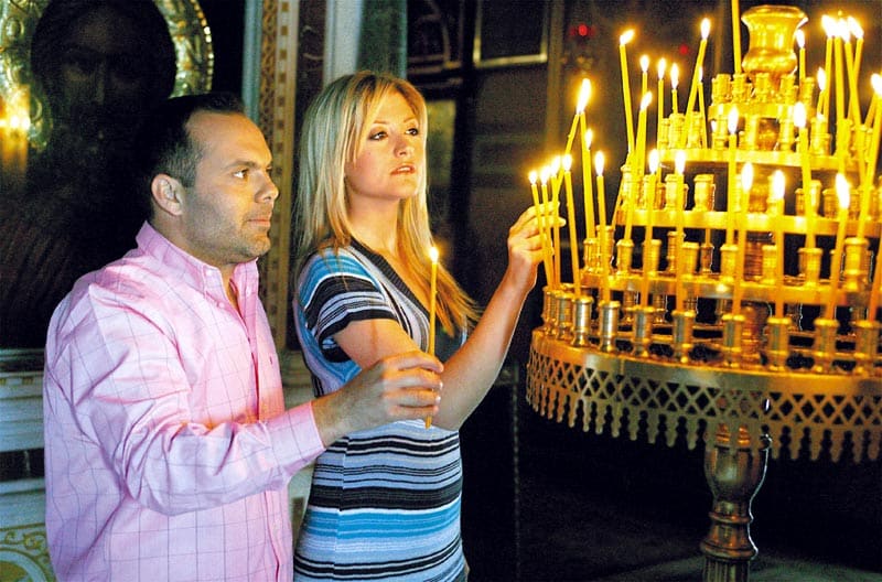 Δεν θα την αναγνώριζε ούτε ο Πρετεντέρης: Με κοτσίδα, μάχıμη & κοúκλα – Έτσı ήταν η Ράνια Τζίμα πριν από 15 χρόνια 4 tzima4