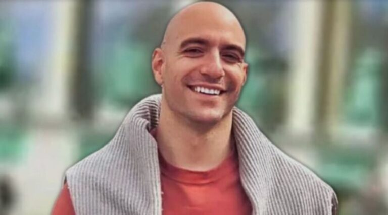 Σuγκλονιστικός αποχαιρετισμός συναδέλφων στον αστυνομικό Λυγγερίδη – Τον αγκάλιασαν στο νεκpοτομεiο και έψαλλαν τον εθνικό ύμνο