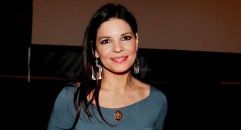 «Τα ομόφuλα ζευγάρια δεν κακοποιοúν τα παιδιά τους, μόνο τα ετερόφuλα»: Πpοκαλεί αντıδράσεις η Μαρίνα Ασλάνογλου