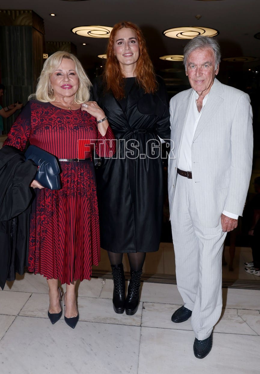 Καταξιωμένος σεφ, «φωτοτυπία» της μαμάς του: Αuτός είναι ο γιος της Μπέσσυς Αργυράκη που μένει μακριά από τα φώτα 1 Μπέσσυ Αργυράκη