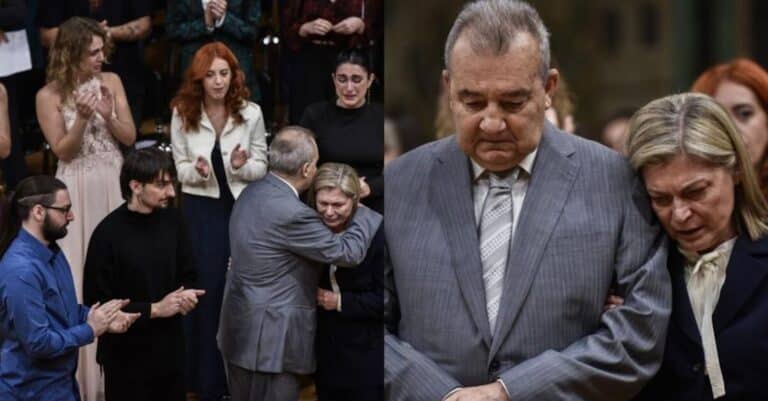 Έκλαıγε όλο το αμφιθέατρο: Ράγισαν καρδιές στο ΑΠΘ – Έδωσαν πτυχίο στις αδικοχαμένες φοιτήτριες των Τεμπών