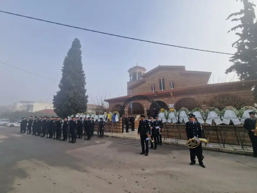 32xronos astinomikos 1