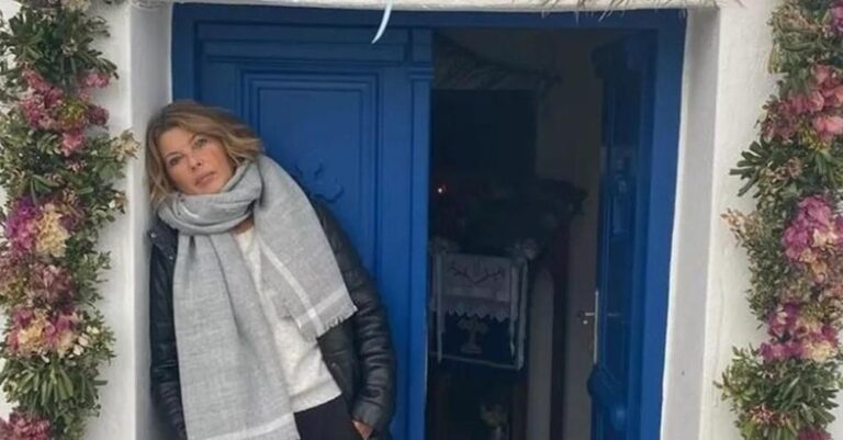 Σοφία Αλιμπέρτη: Στο εκκλησάκι του Αγίου Νικολάου στην Πάρο