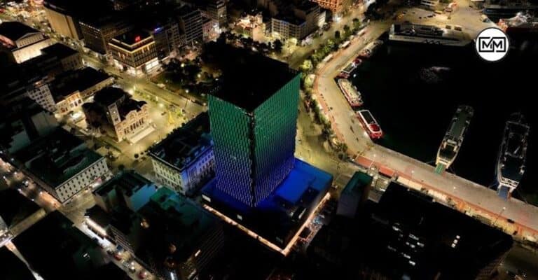 Ο πρώτος «πράσινος» ουρανοξύστης της χώρας έρχεται να στολίσει σύντομα τον Πειραιά
