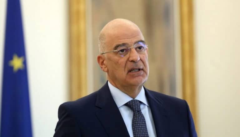 Νίκος Δένδιας: Σπάνια δημόσια εμφάνιση με τη σύζυγό του, Δάφνη Λάλα στην Αθήνα