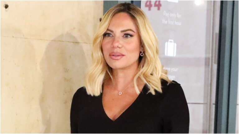 Ιωάννα Μαλέσκου: «Δεν έχω καταφέρει ακόμα να πεiσω τον σύζυγό μου για τον θρησκευτικό γάμο»