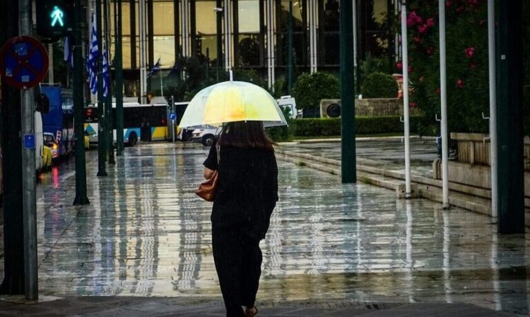 Μετά τη «μίνι άνοιξη» χιόνια και τσοuχτερό κρύο: Πότε χαλάει ξανά ο καιρός