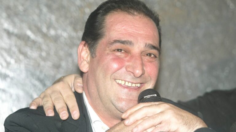Συγκλονiζει ο μαέστρος του Βασίλη Καρρά: «Μας την έκανες, μας ξεγέλασες»