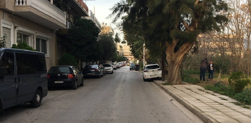 Auτός είναι ο 35χρονος που μαχαiρωσε μέχρι θaνάτου τον πατέρα του μπροστά στην μητέρα του στο Περιστέρι 11 peristeri_mak