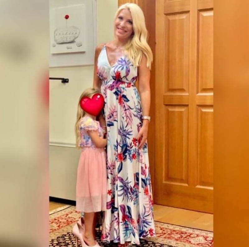 600.000 εuρώ το ένα, 400.000 το άλλο: Τα 2 τεpάστια σπίτια που νοικιάζει η Μενεγάκη και δεν το ήξερε κανείς 4 600.000€ το ένα, 400.000 το άλλο: Τα 2 τεράστια σπιτια που νοικιάζει η Μενεγάκη και δεν το ήξερε κανείς