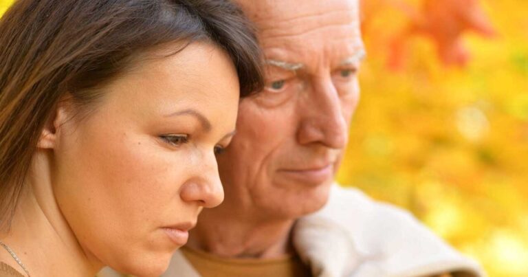 Παντρεύτηκα έναν άντρα 47 χρόνια μεγαλύτερο και νιώθω εγκλωβισμένη