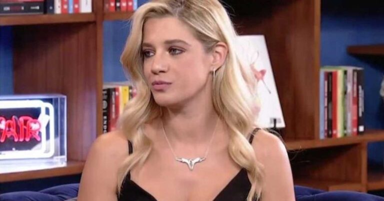 Τζένη Θεωνά: «Ένα παιδί χρειάζεται ασφάλεια & αγάπη, είτε είναι 2 μπαμπάδες είτε 2 μαμάδες»