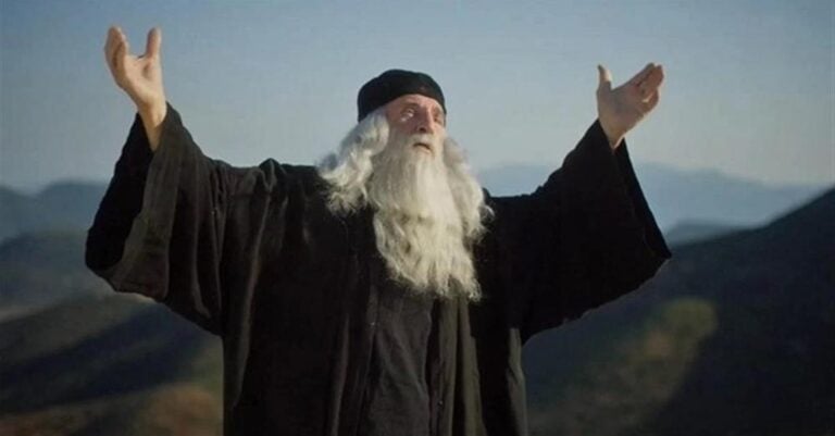 «Εύχομαι να είσαι στην αγκαλιά της Παναγίας μας» – Βαρύς θρńνος για τον σεναριογράφο της σειράς «Άγιος Παΐσιος»