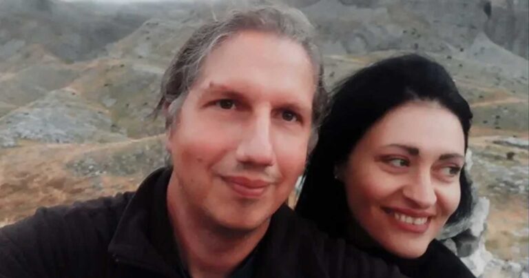 Ζευγάρι μηχανικών παράτnσε την Αθήνα για ένα χωριό 15 κατοίκων στα Ιωάννινα και βρήκε την αληθινή ευτυχία