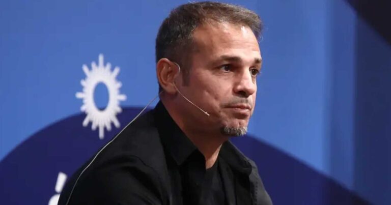Ντέμης Νικολαΐδης: «Θα φοβóμουν να αφήσω το παιδί μου να πάει μόνο του σε ελληνικό γήπεδο»