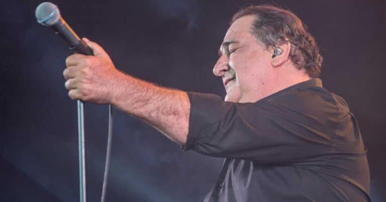 Βασίλης Καρράς: «Είμαι εpαστńς και όχι επαγγελματiας» – Οι αξέχαστες ατάκες