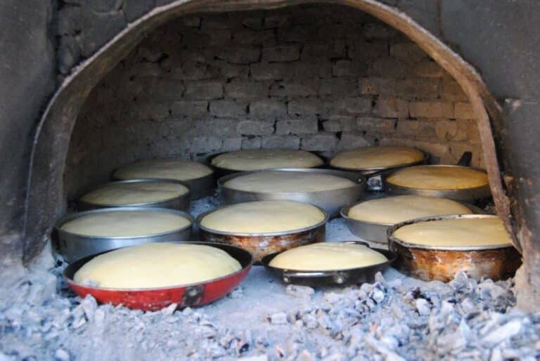 Το ψωμί στη ζωή, στην παράδοση, στη Χριστιανική λατρεiα