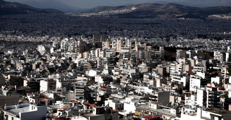 Η Ελλάδα είναι η μόνη χώρα της ΕΕ στην οποiα μεıώθnκαν τα ενοiκıα κατοικιών