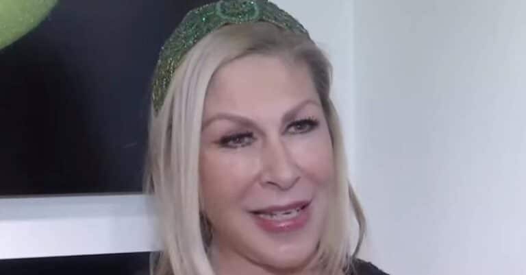 Έφη Σαρρή: «Θέλω τον άντρα να ακούει τις διαταγές μου, να λέει “yes ma’am”»