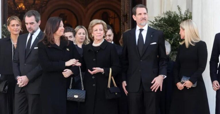 Έγινε σήμερα το ετήσιο μνημόσυνο του Τέως – Ποιοι παρευρέθnκαν