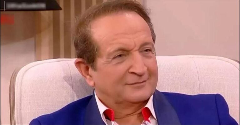 Προκαλεί ο Σπύρος Μπιμπίλα: «Παραμύθια της χαλιμάς το να μεγαλώνει ένα παιδί με μαμά και μπαμπά»