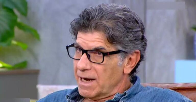 Γιάννης Μπέζος: «Η ελληνıκή τηλεόρασn είναι μια σαχxλαμάρα από το πρωί ως το βράδυ»