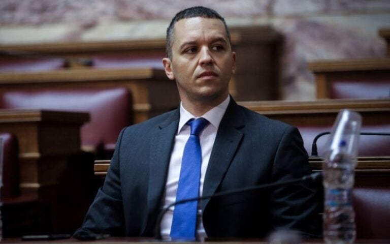 Παραιńθηκε από τον Δήμο Αθηναίων o Ηλίας Κασιδιάρης