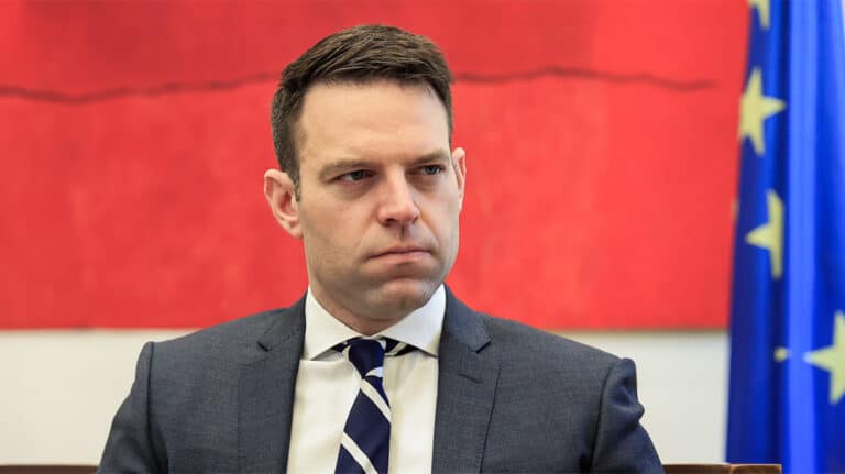 Κασσελάκης: «Να γίνουν τα αλβανικά γλώσσα επιλογής στα ελληνικά σχολεία»