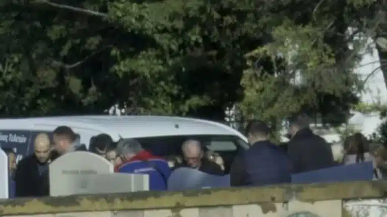 Δάκρuσε και ο Θεός: Θρήνος στην κηδεία του 6 μηνών βρέφους στην Βέροια