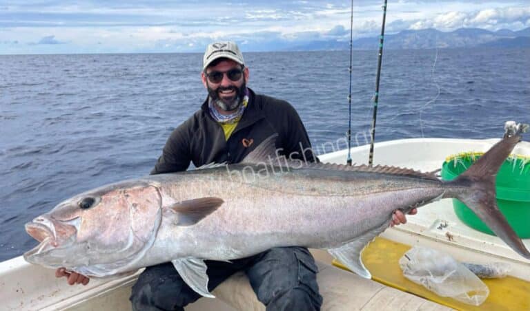 Κρήτη: Έπιασε μαγιάτικο άνω των 50 κιλών