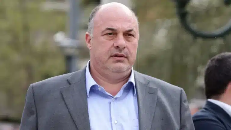 Σάλος με όσα είπε ο Μπέος για τα «αγóρια των πρωϊνάδıκων»