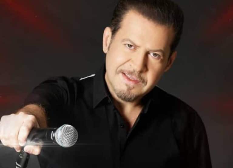 Έφυγε από τη ζωή ο τραγουδιστής Χάρης Κωστόπουλος