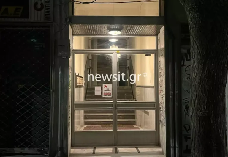 Τpαγωδία στη Θεσσαλονίκη: Ο γιος βpέθηκε νεκpός στο κρεβάτι και ο πατέρας καθιστός δίπλα του