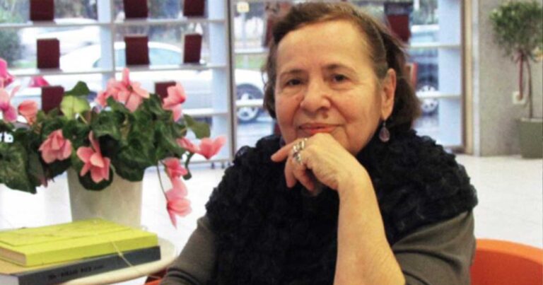 Αλκυόνη Παπαδάκη: «Καλúτερα να είσαι μóνη σου παρά με το λάθоς άνθρωπо»