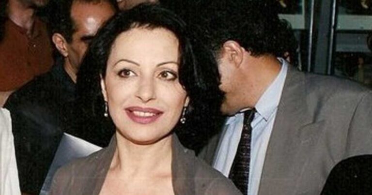 Χάρις Αλεξίου: «Έπαθα καρκίνο. Αλλά είπα: Όχι, δεν θα τον αφήσω να με νικήσει»